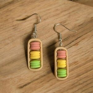 ✨️2 for $15✨️ NEW Macarons Cookies‎ Food Drop Hook Fashion Earrings